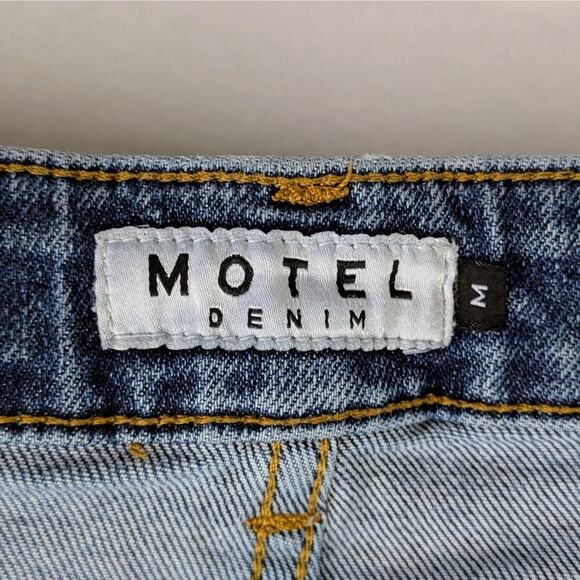 Motel Denim Jeans M Blue Split Hem Straight Leg Medium Wash Stretch Zipper Fly - Picture 2 of 11